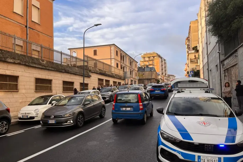 Il luogo dell'incidente a Nuoro (foto Ledda)