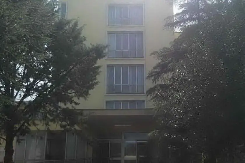 L'ospedale di Thiesi (foto L'unione Sarda - Caria)