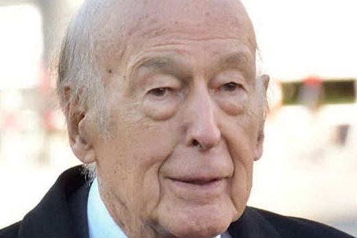 Giornalista accusa Giscard d'Estaing di violenze. Il 94enne: &quot;Grottesco&quot;