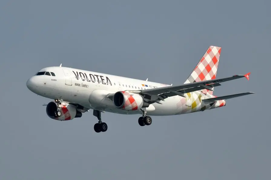 Un volo Volotea (Ansa)