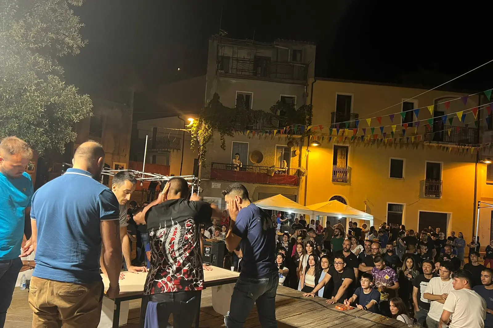 La finale del torneo de Sa Murra a Esterzili, Barbagia di Seulo (foto Francesca Melis)