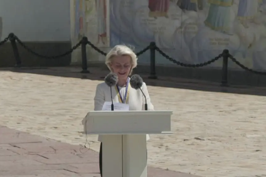 Ursula von der Leyen a Kiev: partenariato Ue-Ucraina sui droni