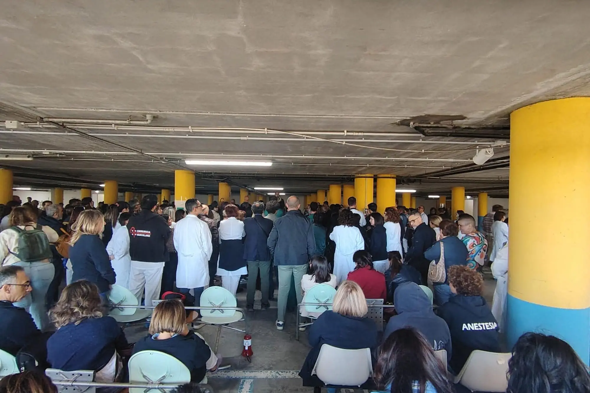 Assemblea prima della proclamazione dello sciopero