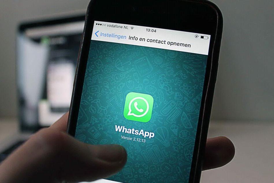 La fuga da WhatsApp e la paura paradossale per la privacy