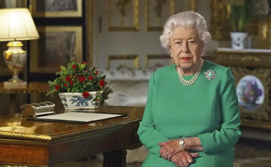 Lo scorso 5 aprile è apparsa in tv per lanciare un messaggio agli inglesi sull'emergenza coronavirus (foto Buckingham Palace)