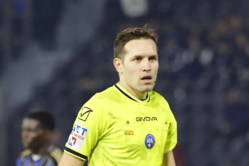 Matteo Marcenaro, arbitro di Cagliari-Juventus (foto Ansa)