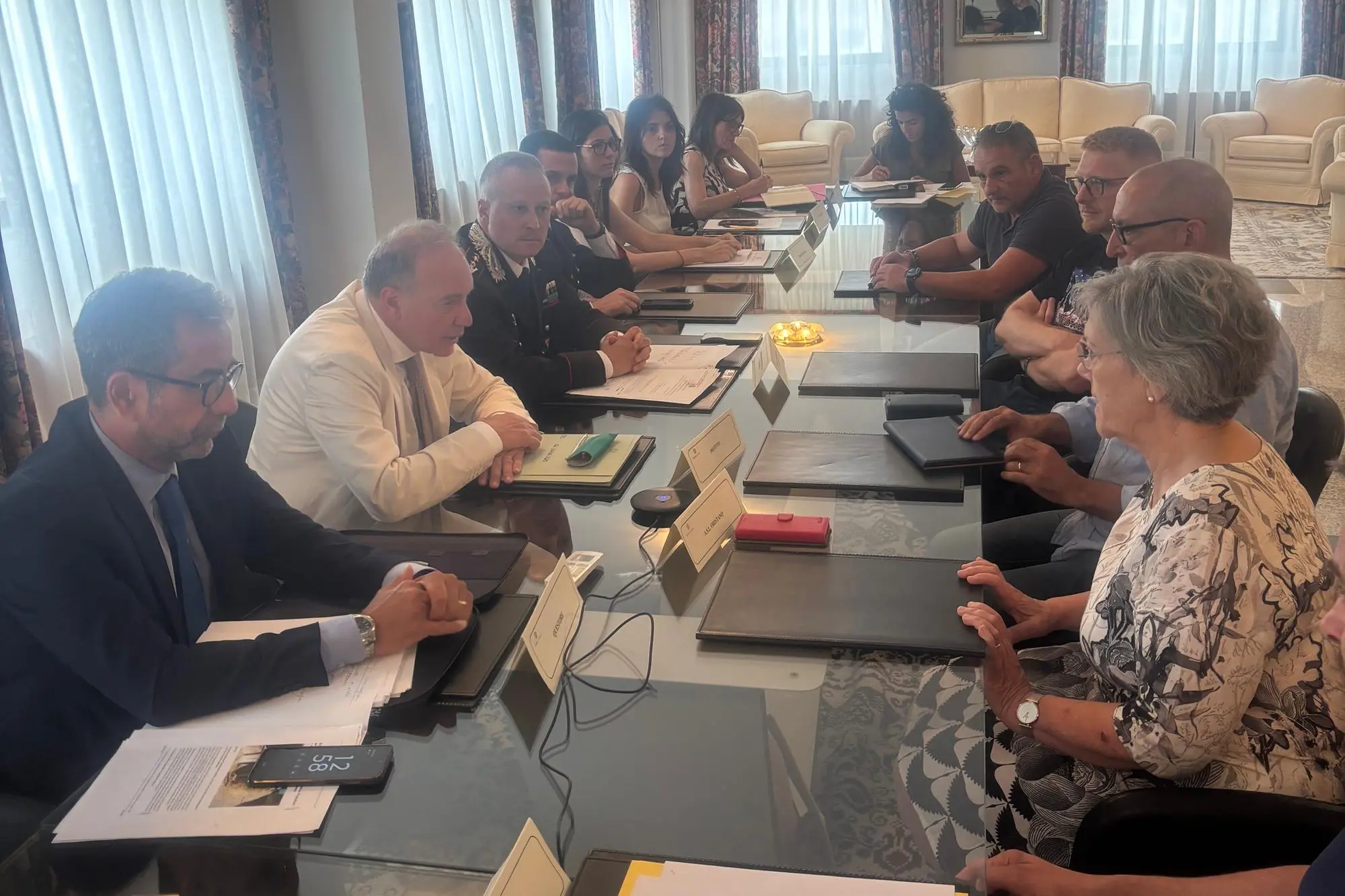 La riunione in Prefettura