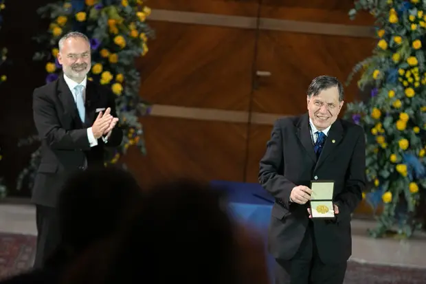 Il 5 ottobre Giorgio Parisi vince il Nobel per la Fisica