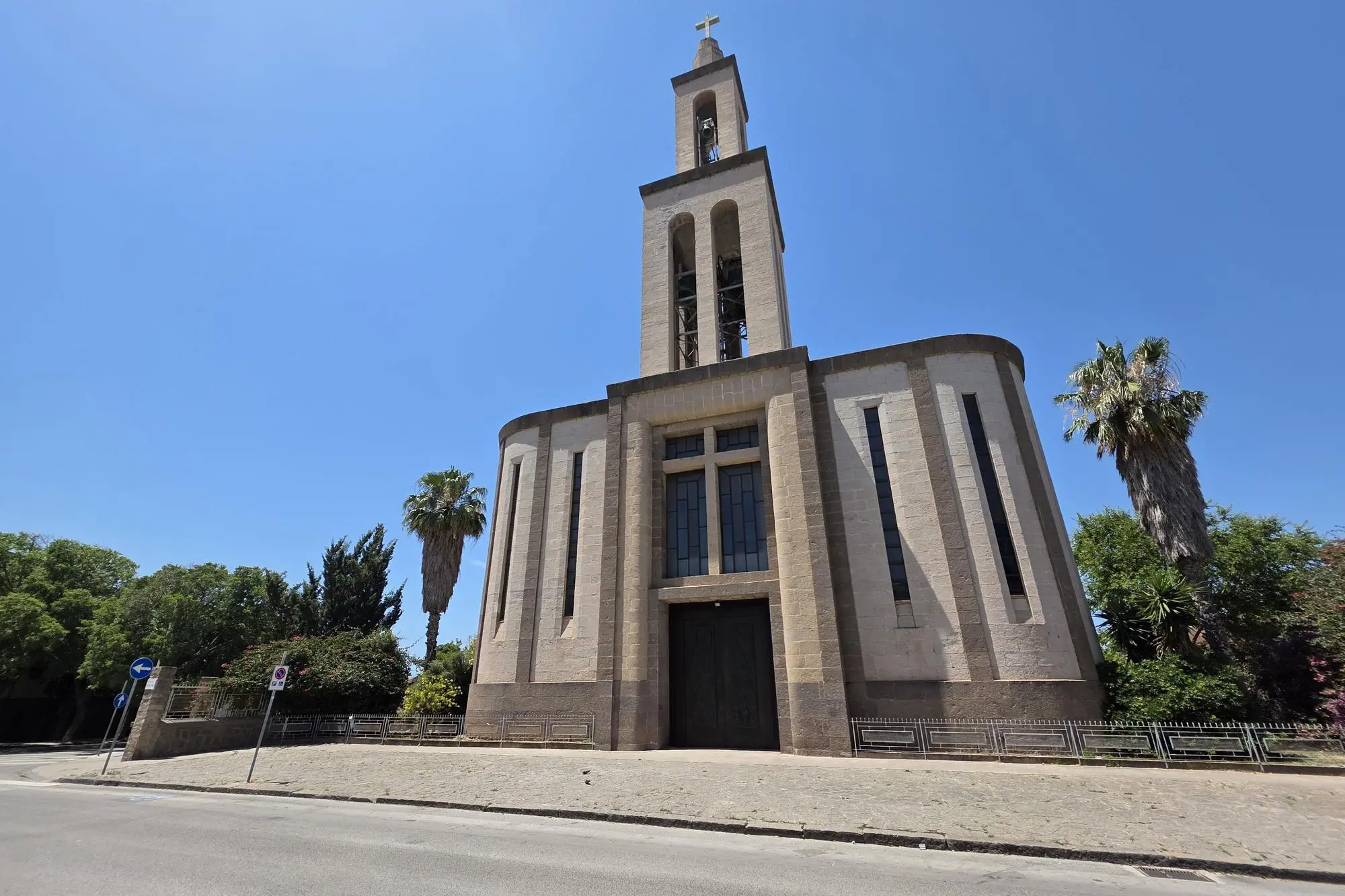 Basilica del sacro Cuore, Monte Rosello