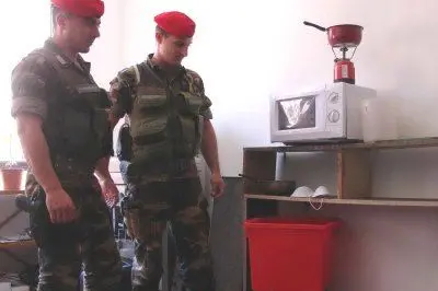 L'interno della raffineria di cocaina (Antonio Satta)