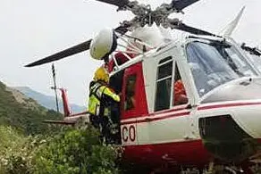 L'elicottero di soccorso (Foto dei Vigili del fuoco)