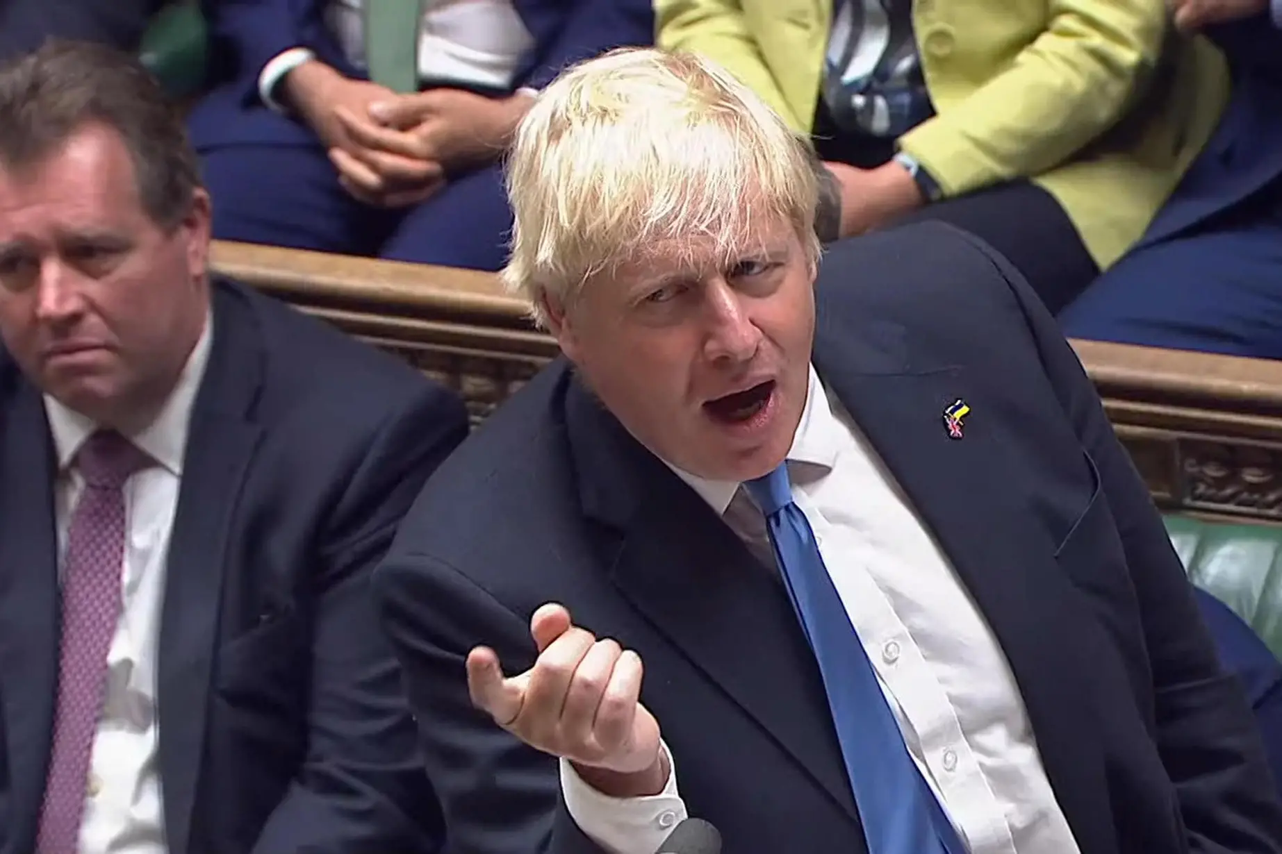 Il primo ministro britannico Boris Johnson interviene alla Camera dei Comuni. Foto Epa