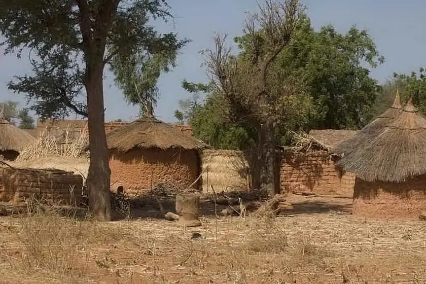 Un villaggio in Burkina Faso (archivio L'Unione Sarda)