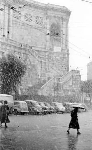 La neve a Cagliari (collezione Lostia)