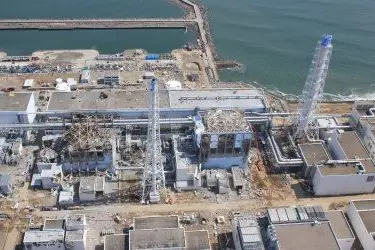 Una veduta aerea della centrale di Fukushima