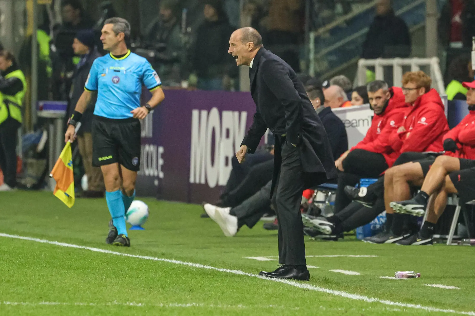 Milan’s Head coach Massimiliano Allegri during the italian soccer Serie A match between Parma Calcio 1913 vs AC Milan on november 8, 2025 at the Stadio Ennio Tardini in Parma, Italy. ANSA/Lorenzo Cattani