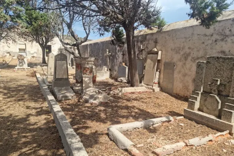 Il cimitero dei bambini all'Asinara (Foto M.Pala)
