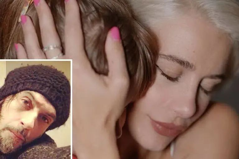 Clizia Incorvaia e la figlia. Nel riquadro Francesco Sarcina (foto Instagram)