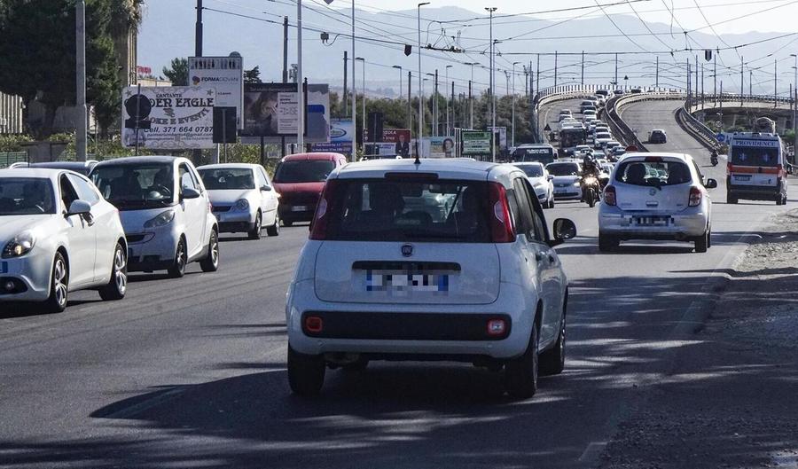 Viale Marconi, lavori ancora lontani