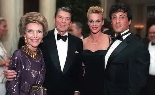 Con i coniugi Reagan e Brigitte Nielsen (foto Wikipedia)