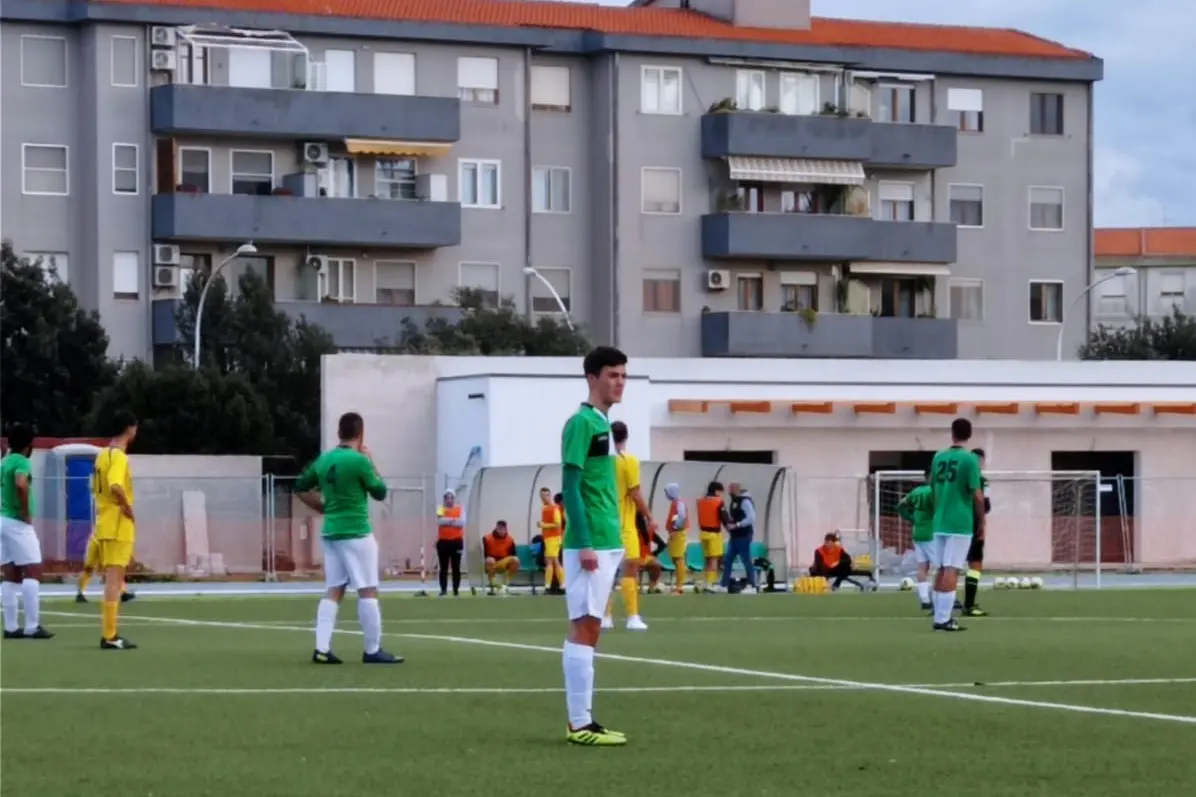 Un'azione di gioco di Giovent&ugrave; Assemini-Pgs Audax (Concessa)