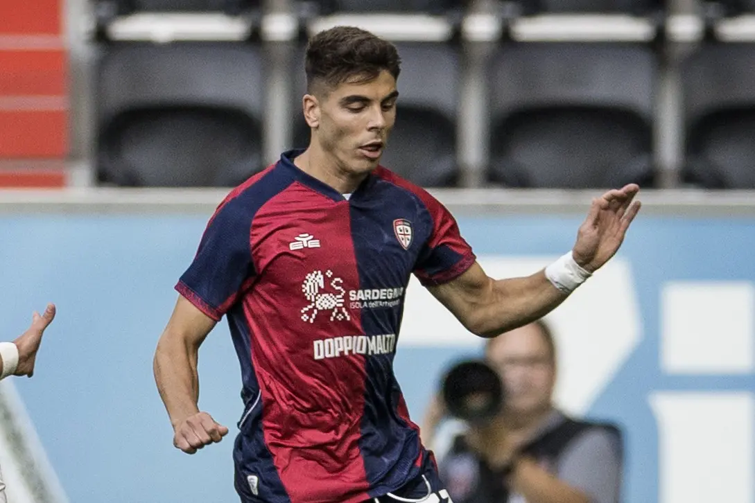 Adam Obert, difensore del Cagliari (foto Valerio Spano)
