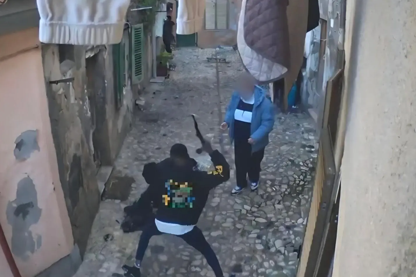 Sassari - aggressione con la cinghia in vicolo Agnesa (foto concessa)