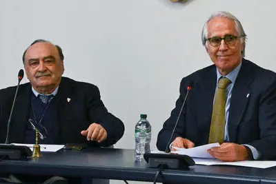 Il presidente del CONI, Giovanni Malagò e il presidente della Federginnastica Gherardo Tecchi (foto Ansa)