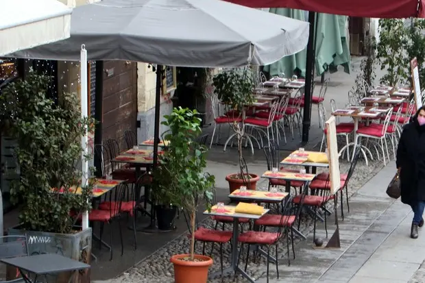 Un ristorante (foto Ansa)