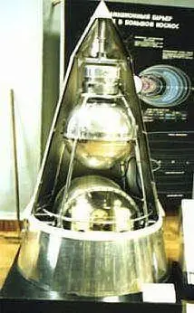 Un modello dello Sputnik 2 (foto Wikipedia)
