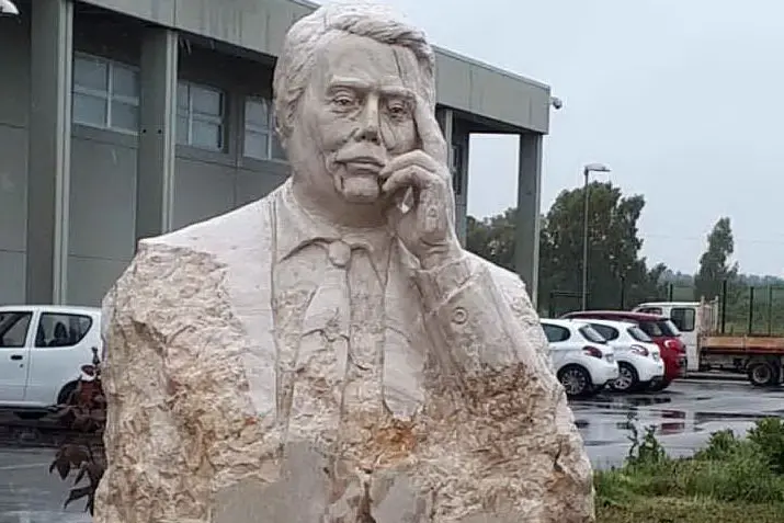 Il busto di Giovanni Falcone
