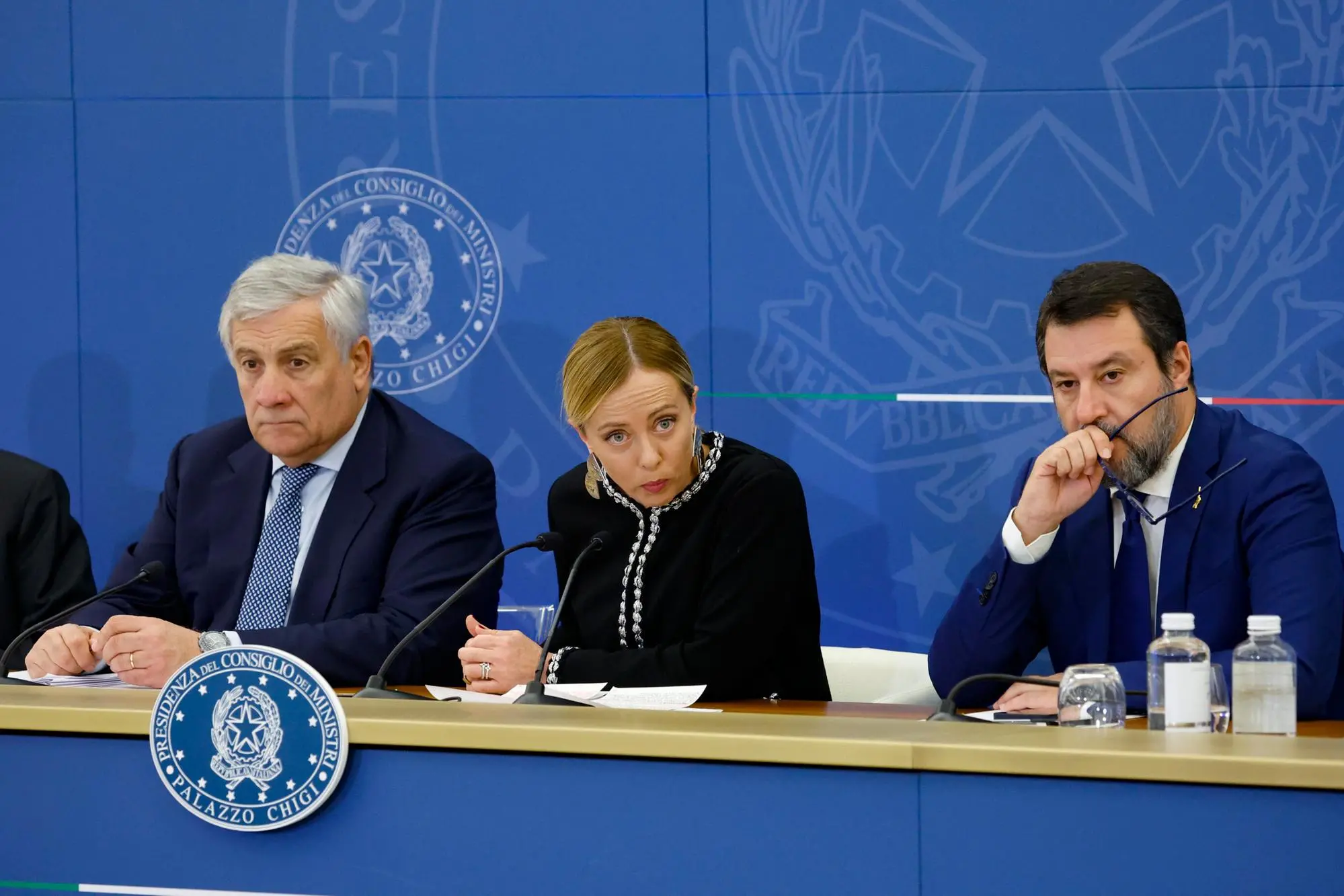 Meloni, Salvini e Tajani in conferenza stampa (Ansa)