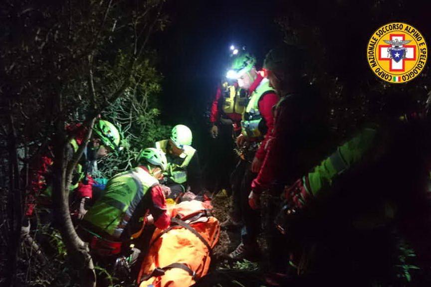 Cade nella cava di ossidiana sul Monte Arci, soccorso un escursionista