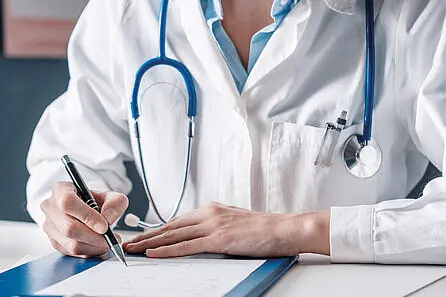Un medico, immagine simbolo (Archivio)