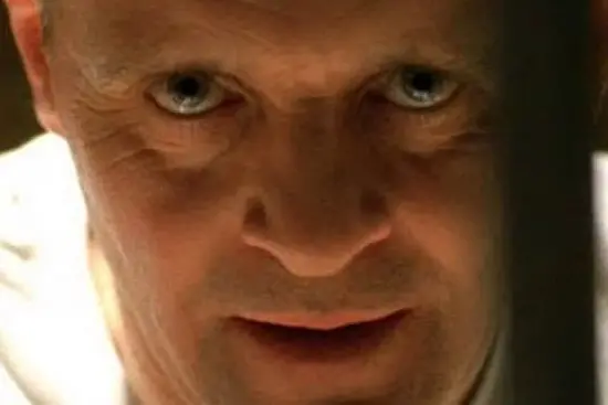 Anthony Hopkins nei panni di Hannibal Lecter (foto da frame video)