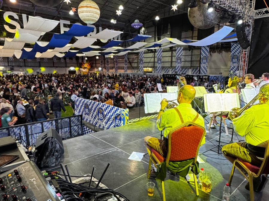 Musica, balli e birra: torna l’Oktoberfest