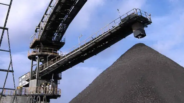 Cerdeña sigue funcionando con carbón: “El fracaso total de la política energética”
