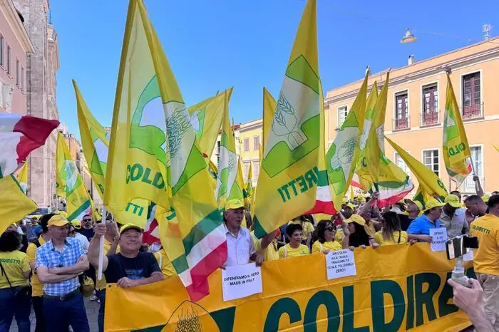 La protesta di Coldiretti (Ansa)