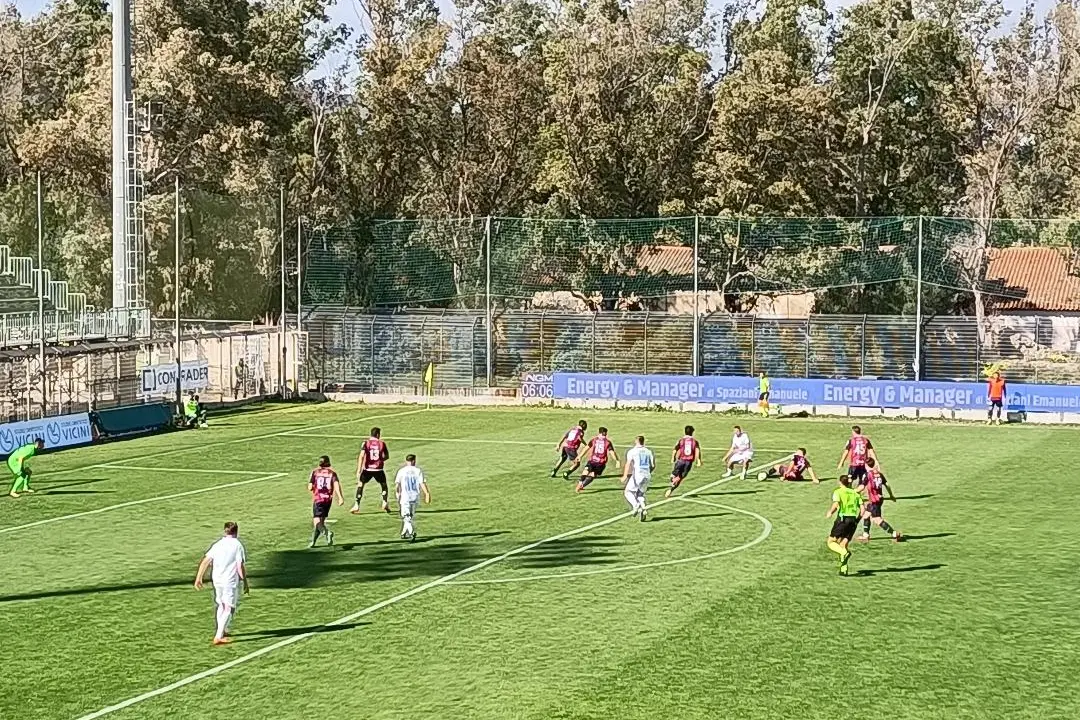 Un'immagine del match tra Olbia e Imolese (foto Ilenia Giagnoni)