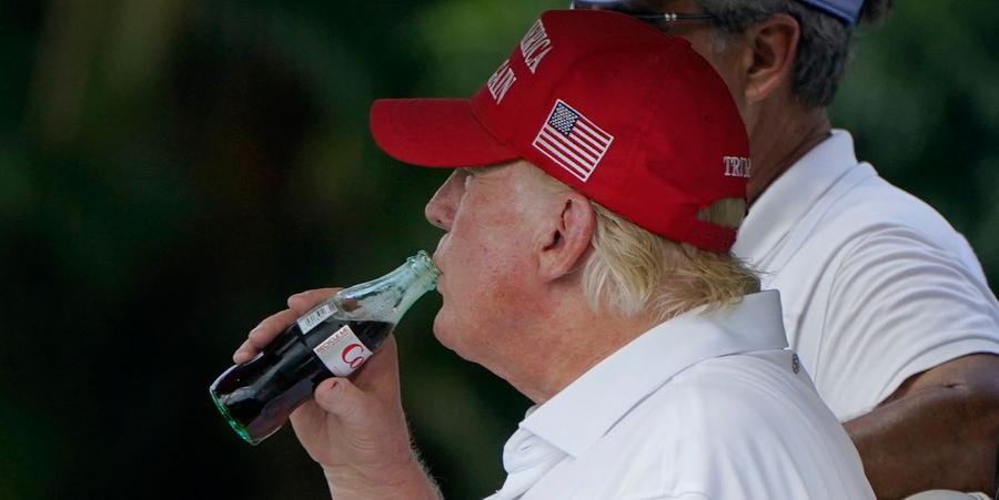 Donald Trump ha fatto cambiare la ricetta della Coca Cola