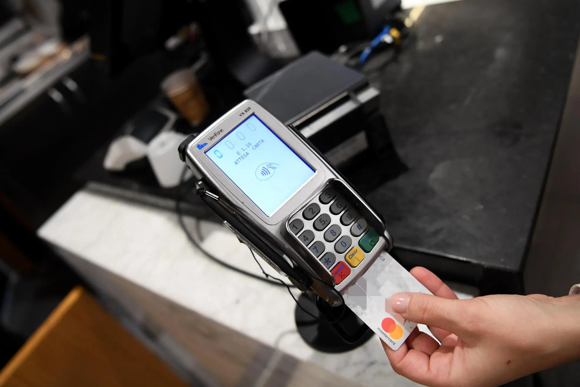 Carta di credito dell’azienda sanitaria per usi personali: «Danno erariale da 314mila euro»