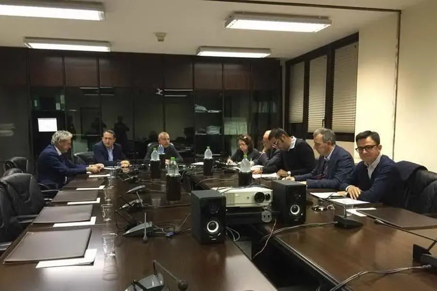 Una riunione della Commissione Insularità (archivio L'Unione Sarda)