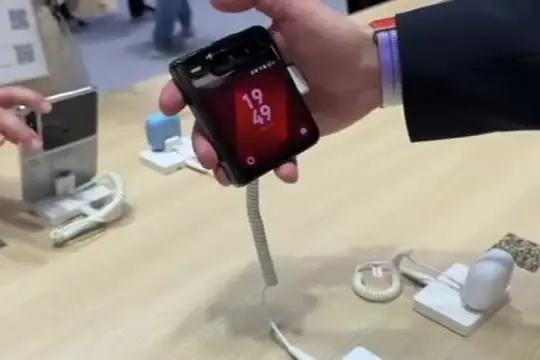 Wide flip e laptop foldable: i device Huawei che non vedremo in Italia