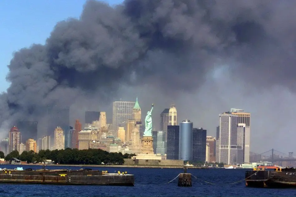 L'attacco dell'11 settembre 2001 (Ansa)