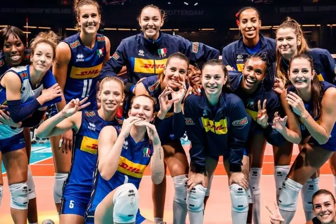 The blue with the medal (Photo Volleyball Women's League)