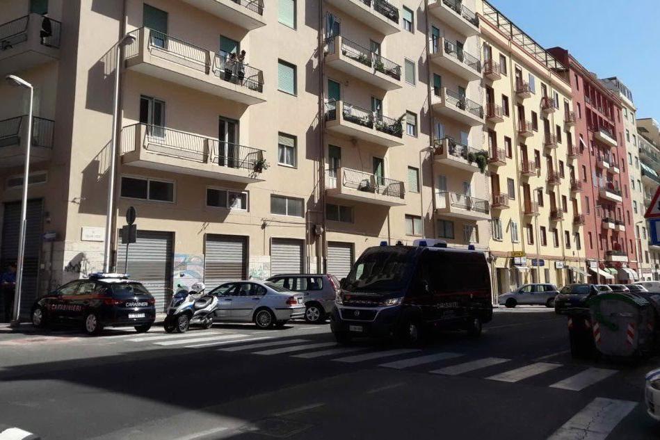 Cagliari, valigia abbandonata in via Pascoli: intervengono gli artificieri