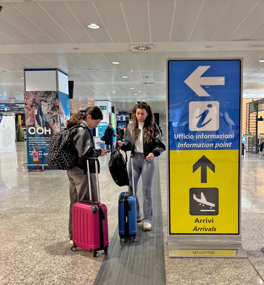 Aeroporto di Cagliari, 80mila passeggeri per le vacanze