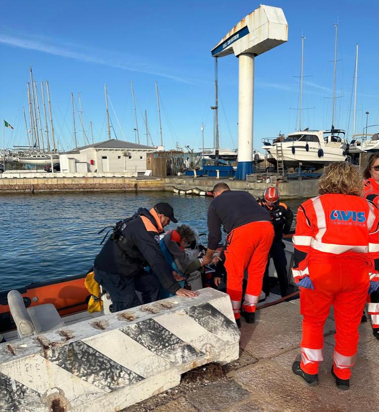 Malore sulla nave da crociera al largo dell’Asinara: soccorsa una donna