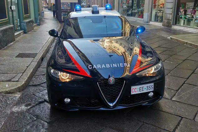 (foto carabinieri)