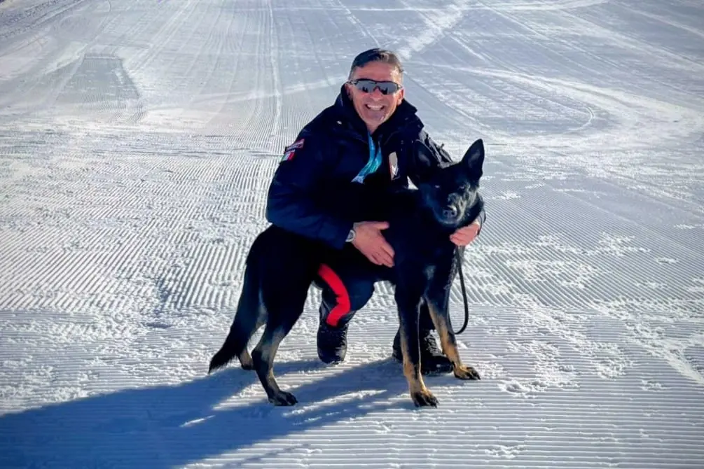 Iris e il suo conduttore (foto Cc)